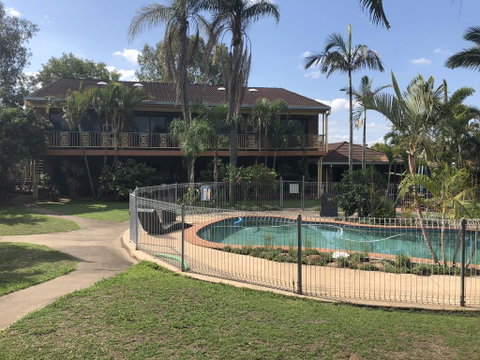 Oxley Motor Inn - Accommodation Mooloolaba 2