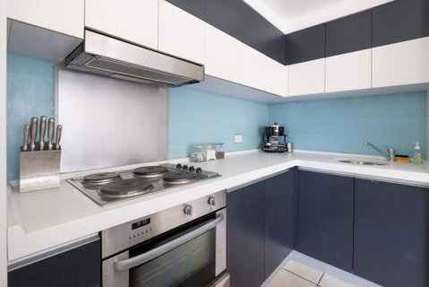 Peaceful 1 Bedroom Apartment With Parking - Accommodation Mooloolaba 3