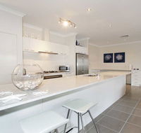 Penguin 4 Bedroom House by Shoalwater Executive Homes - Accommodation Mooloolaba