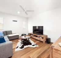 Pet Friendly new house Peregian Breeze Drive Peregian Beach - Accommodation Mooloolaba