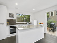 Point Roadknight Villa 3