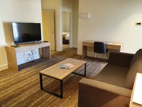 Porter's Plainland Hotel - Accommodation Mooloolaba 1