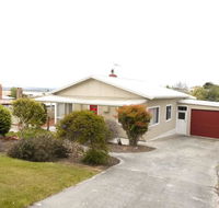Position on Alexander - Accommodation Mooloolaba