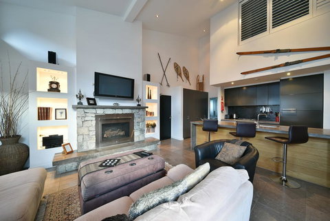 Powder 2 - Accommodation Mooloolaba 3