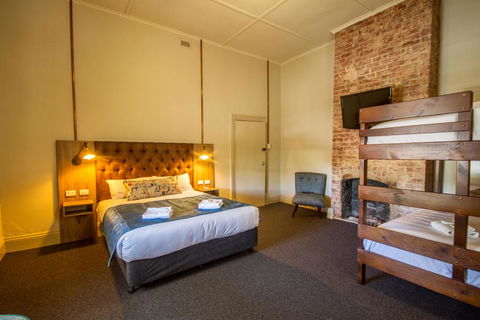 Pretoria Hotel - Accommodation Mooloolaba 3