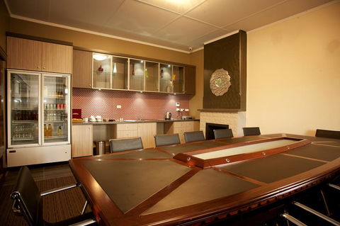 Prince Of Wales Hotel, Bunbury - Accommodation Mooloolaba 1