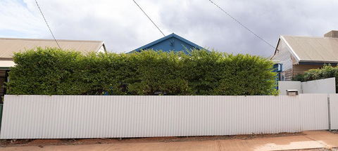 Prospectors Carriage House - Accommodation Mooloolaba 1