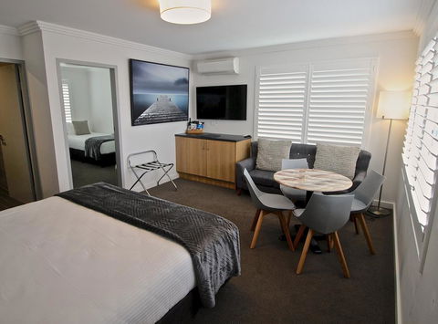 Quays Hotel - Accommodation Mooloolaba 2