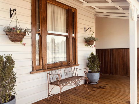 Railway Cottage - Accommodation Mooloolaba 0