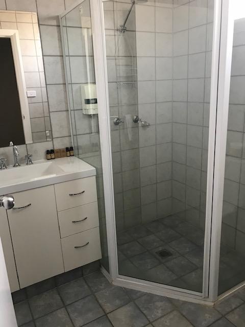 RAILWAY HOTEL MOTEL - Accommodation Mooloolaba 1