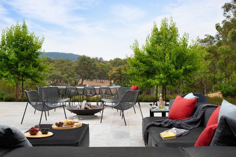 Ridge House - Accommodation Mooloolaba 1