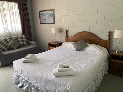 Robertson Country Motel - Accommodation Mooloolaba 3