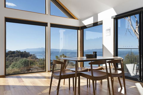 Rocky Ridge - L'Abode Accommodation - Accommodation Mooloolaba 0