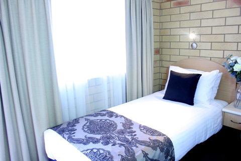Roma Mid Town Motor Inn - Accommodation Mooloolaba 0