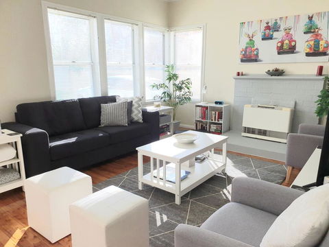 Ronelle Cottage - Accommodation Mooloolaba 3