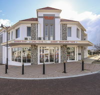 Rose Hotel Clarkson - Accommodation Mooloolaba