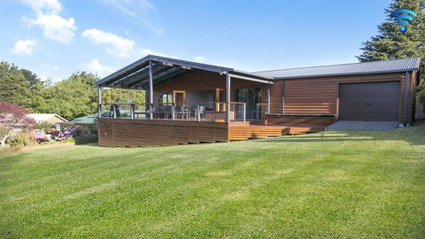 Rosella House Robertson - A Tranquil Highlands Escape - Accommodation Mooloolaba 0