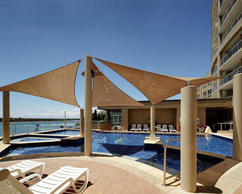 Rydges Hotel Port Macquarie - Accommodation Mooloolaba 1