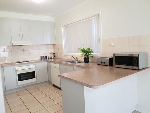 SAN Mateo - Accommodation Mooloolaba 3
