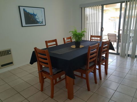 SAN Mateo - Accommodation Mooloolaba 2