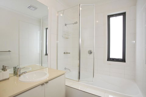Sands Supreme 55 - Accommodation Mooloolaba 3