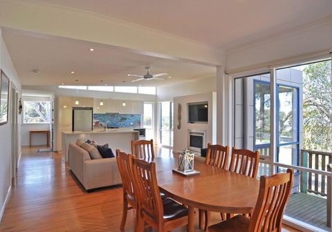 SCARBOROUGH SERENITY - Accommodation Mooloolaba 1