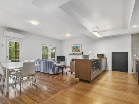 SEA CORNER - Anglesea - Accommodation Mooloolaba 1