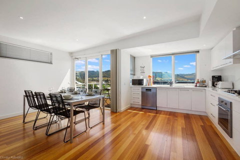 SEA NOOK - Seconds From The Beach - Accommodation Mooloolaba 3