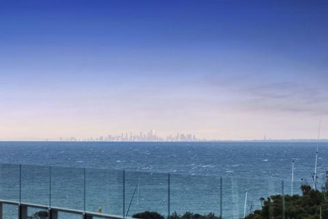 SEA TEMPLE - MORNINGTON - Accommodation Mooloolaba 3
