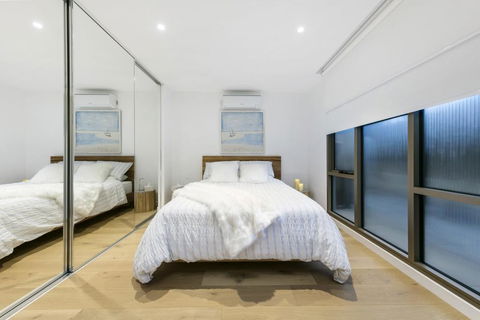 SEA TEMPLE - MORNINGTON - Accommodation Mooloolaba 0