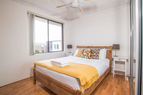 SIMPLE COMFORT! 2bed1bath Unit In Meadowbank - Accommodation Mooloolaba 1