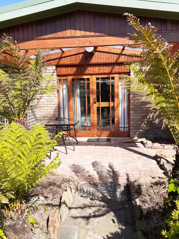 Colinton ACT Accommodation Mooloolaba