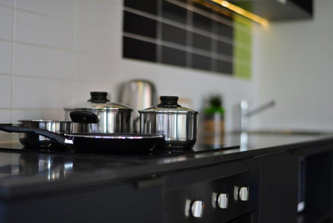 Spacious Docklands 2 Bedroom 2 Bathroom Apartment - Accommodation Mooloolaba 3