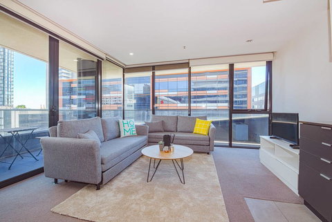Spacious Docklands 2 Bedroom 2 Bathroom Apartment - Accommodation Mooloolaba 1