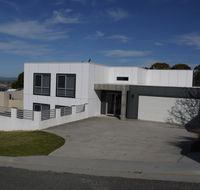 Spectacular Holiday Living - Accommodation Mooloolaba
