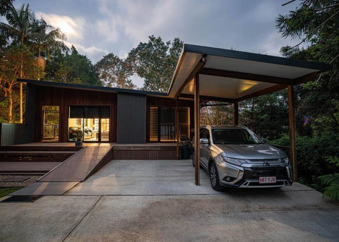 Springbrook25 Upper Apartment - Accommodation Mooloolaba 1