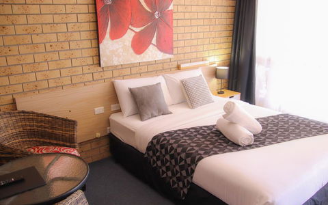 Squatters Homestead Motel - Accommodation Mooloolaba 1