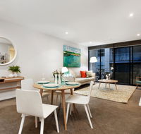 StayCentral on Nott - Accommodation Mooloolaba