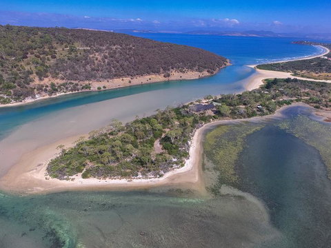 Steeles Island Retreat - Accommodation Mooloolaba 1