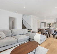 Style Comfort and Convenience - Accommodation Mooloolaba