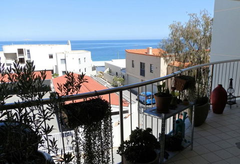 Sun, Sand, Sea And Salty Kisses Cottesloe Beach House - Accommodation Mooloolaba 0