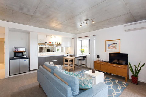 Sunsets By The Beach - Fremantle - Accommodation Mooloolaba 1