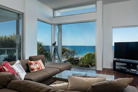 Sunshine Coast White House - Accommodation Mooloolaba 2