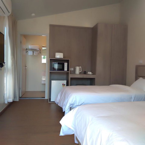 Sunshine Gardens Bourke Resort - Accommodation Mooloolaba 3