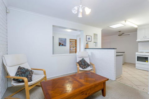 Sunyata Beach House - Rainbow Beach, Beachside Escape With A Pool, Pet Friendly And Wi-Fi - Accommodation Mooloolaba 2
