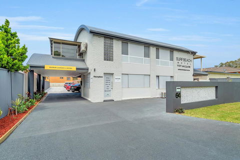 Surf Beach Motel Port - Accommodation Mooloolaba 0