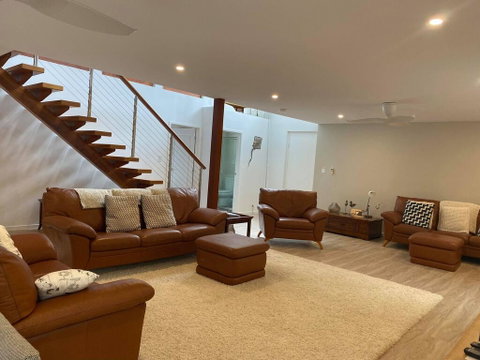 The Old Gallery - Accommodation Mooloolaba 1