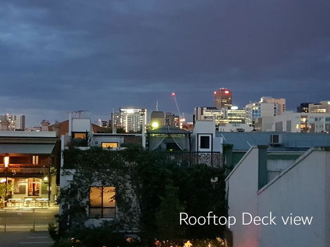 The Artisan - 3BR House In The City - Accommodation Mooloolaba 1