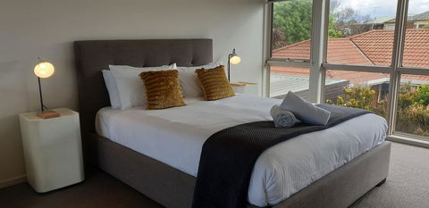 The Beach House - Accommodation Mooloolaba 2