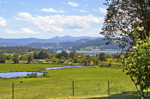 Birch Lane - Accommodation Mooloolaba 10